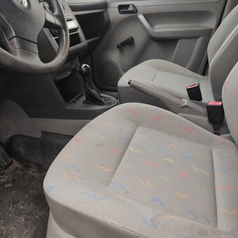 Volkswagen Caddy Maxi 1.6 MPI benzin - 8