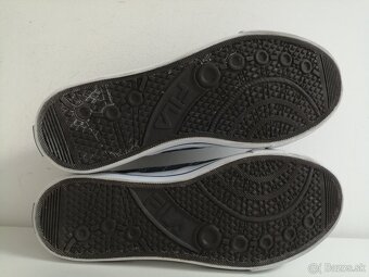 FILA - 8