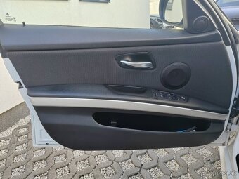 BMW 318d - 8