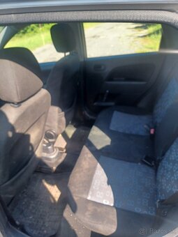 Ford Fiesta - 8
