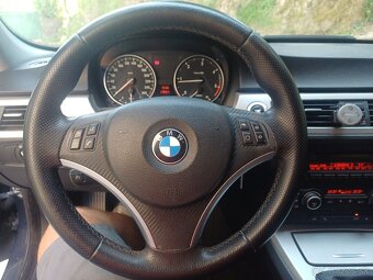 BMW E90 2.0d - 8