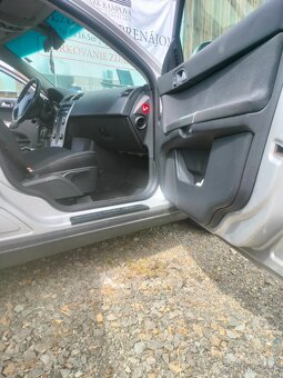 Predám Volvo V50 2.0tdi 100kw rok 2008 - 8