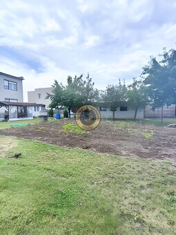 Na predaj 5iz. RD v pôvodnom stave v Holíči - 8