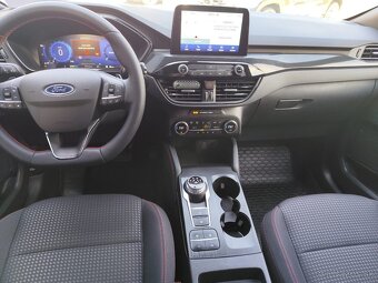 Ford Kuga 1,5 TDCi EcoBlue 120k ST-Line A/T - 8