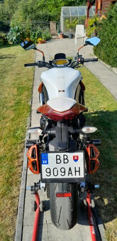 Kawasaki Z 1000 - 8