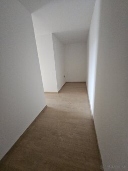 Prenájom 1- izbový byt Novostavba. - 8