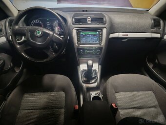 Skoda Octavia SCOUT II 2.0 TDI 4x4 Park. KAMERA
- 8