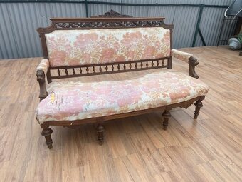 Predám starožitný nabytok . Sofa a stolík - 8