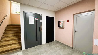 Výborná poloha, skvelá dispozícia – 3-izbový byt v Trebišove - 8