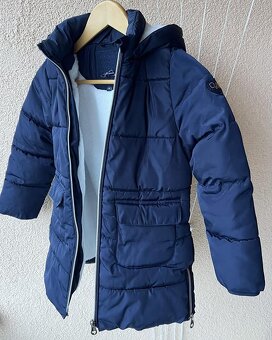 Dievčenská tmavomodrá veľmi teplá zimná vetrovka 7-8rokov - 8