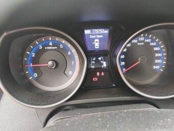 Hyundai i30 - 8
