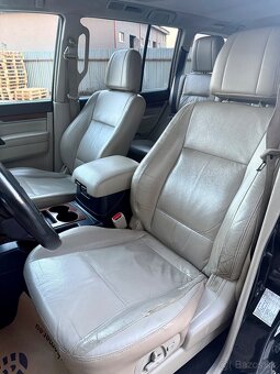 MITSUBISHI PAJERO 3.2DI-D A/T 7-MIESTNE MODEL 2010 TOP - 8
