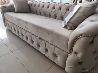 Chesterfield - 8
