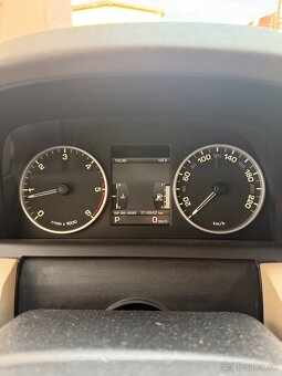 Land Rover DISCOVERY IV - 8