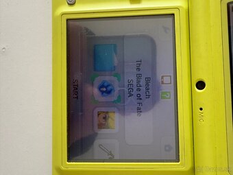 Japan Yellow Nintendo DSi Hack - 8