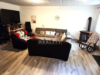 NA PREDAJ RD V ILIAVKE S POZEMKOM 1843 M2, ALEBO RD S... - 8