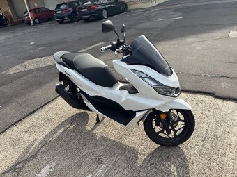 Honda PCX 125, najazd len 1064km, odpocet DPH - 8