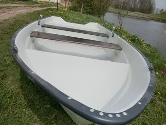 Laminátový čln 380x150cm - 8