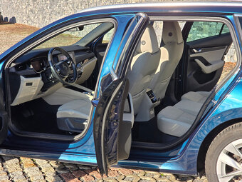 Škoda Octavia Combi 2.0 TDI Style, DSG, Matrix - 8