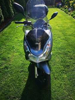 SKUTER HONDA PCX125 - 8