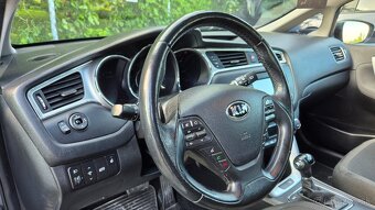 Kia Ceed SW 1,6GDI 99kw Automat - 8
