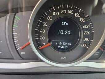 Volvo V60 2,0L - 8