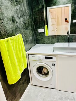 LUXUSNÝ 3 izb. byt 89m2 VT, Sídlisko II - 8
