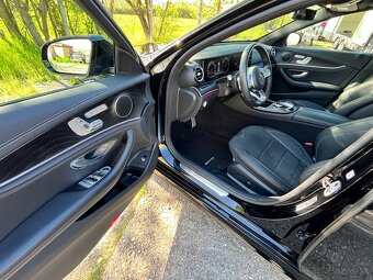Mercedes-Benz E400d T 4matic AMG 3/2019 Webasto Top stav - 8