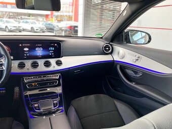Mercedes - Benz E300de 143kW 4MATIC 9G-TRONIC Plug-in Hybrid - 8