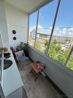 predam 2 izbovy byt 2x loggia - na sidlisku 3 / centrum - 8