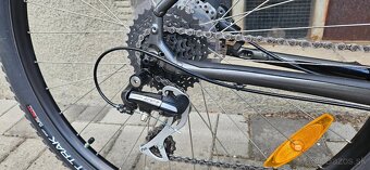 specialized - 8