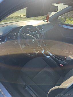 Skoda Octavia 3 2.0tdi 135kw 4x4 Automat plně funkční bez zá - 8