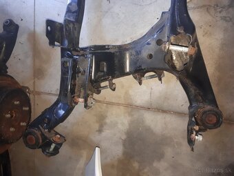 Subaru outback zadní napravnice 2009-2014/2015-2022 - 8