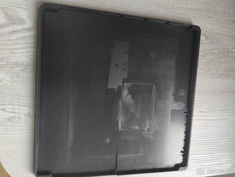 Predám Konzolu PS4 slim 500gb verzia - 8