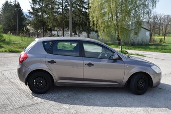 Kia CEED SW 1.6 CRDi VGT 115 HP - 8