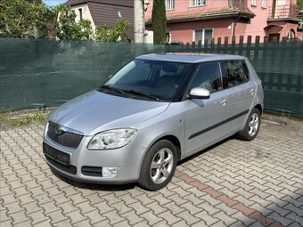 Škoda Fabia 1.616V 77kW 2009 121313km Ambiente AUTOMAT - 8