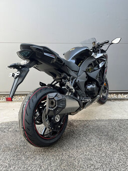 Kawasaki Ninja 1000SX - 8