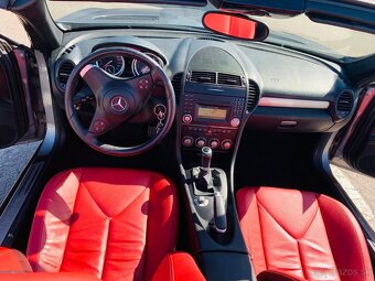 Mercedes-Benz SLK 200 r2010 M6 135kw - 8