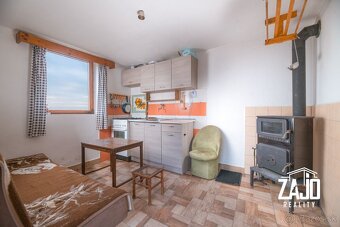 KRÁSNA ZÁHRADKA PRIAMO V NOVOM MESTE NAD VÁHOM - 8