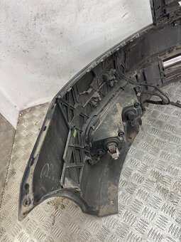 NARAZNIK PREDNY VW PASSAT B7 - 8