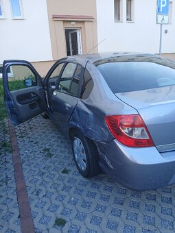Renault thalia 2009 - 8