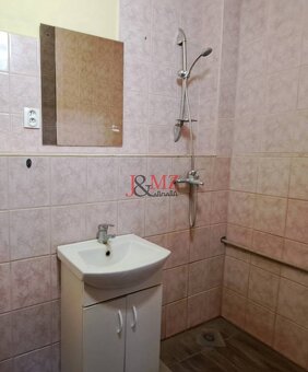 Budova 4 bytové jednotky a Rodinný dom, Kalná nad Hronom (SM - 8