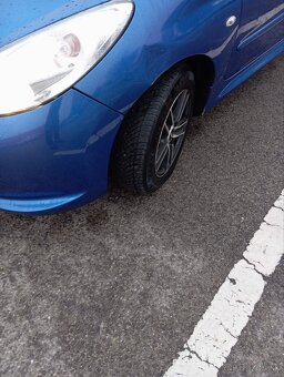 Peugeot 206+ 1.1 44kw - 8