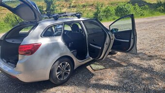 Kia Ceed sw 1,6 benzín - 8