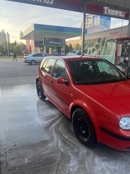 Golf 1.6 - 8