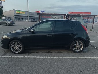 Rezervovane-Hyundai I30 1.6 crdi 85kw - 8