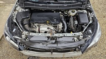 Opel Astra Sports Tourer+ - 8