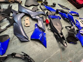 Yamaha R1 2022 diely - 8