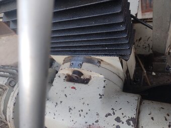 Bruska na vrtaky, poloautomaticka - 8