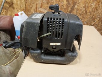 Predám benzínový vyžínač - kosačku krovinorez - 8